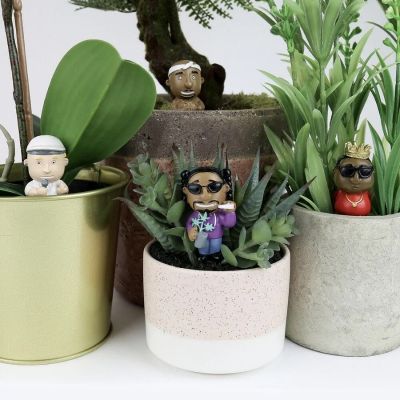 GR-PLANT POT MARKERS - RAP LEGENDS GNOME PLANTERS (PPC) - NETT