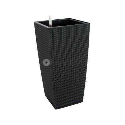 TB04 BLACK 28*75.2CM PLASTIC POT
